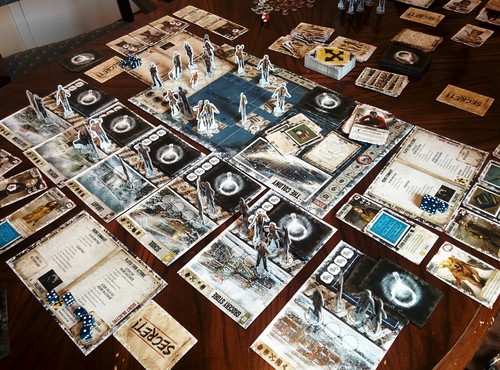 Monopolis Dead of Winter Base Tabletop, Board and Card Game