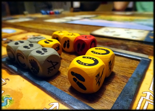 Monopolis Discoveries Base Tabletop, Board and Card Game