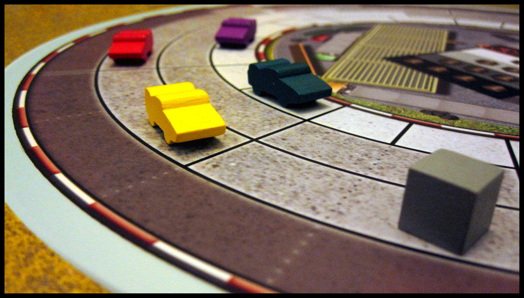 Monopolis Automobiles Base Tabletop, Board and Card Game